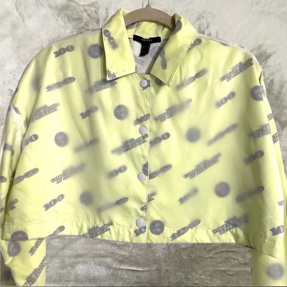 Forever 21 Cropped Yellow Money Print Jacket Size Medium - Picture 1 of 8